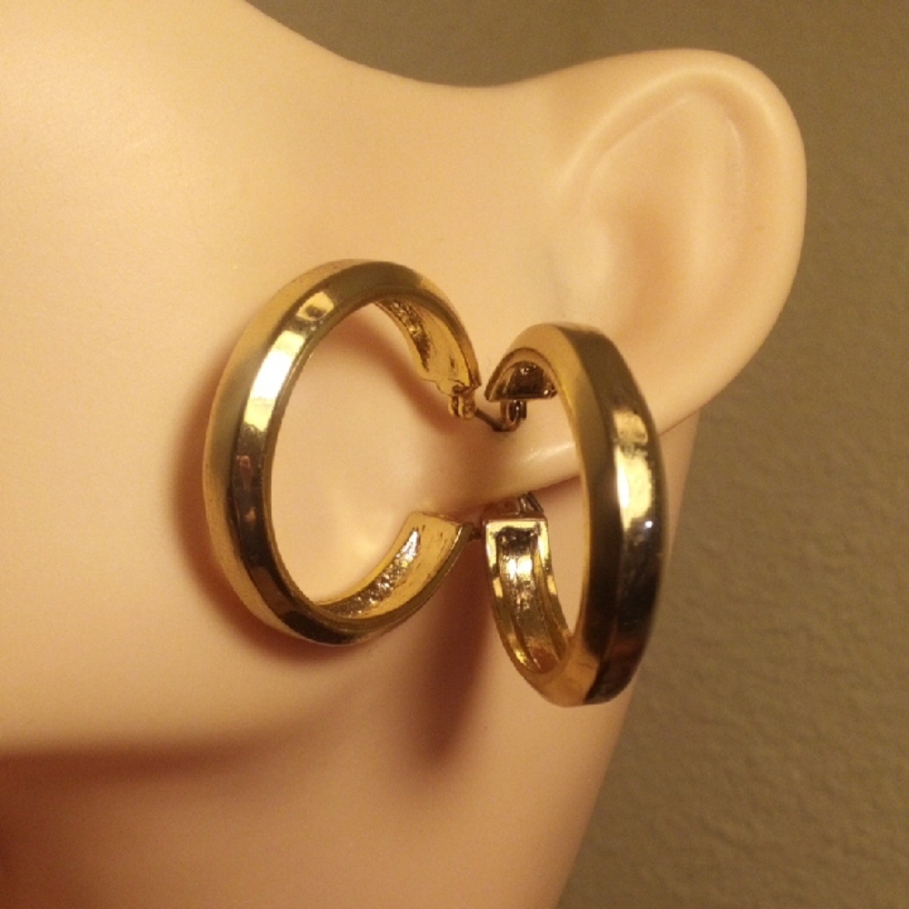 Gold Hoop Earrings - Classic Women's Jewelry